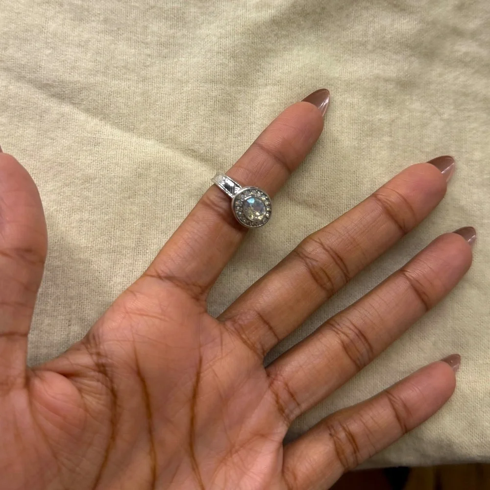 Silver round ring